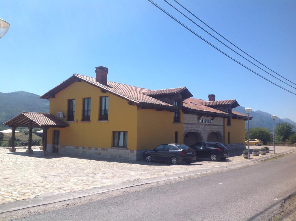 Hotel Don Silvio Colombres Eksteriør bilde
