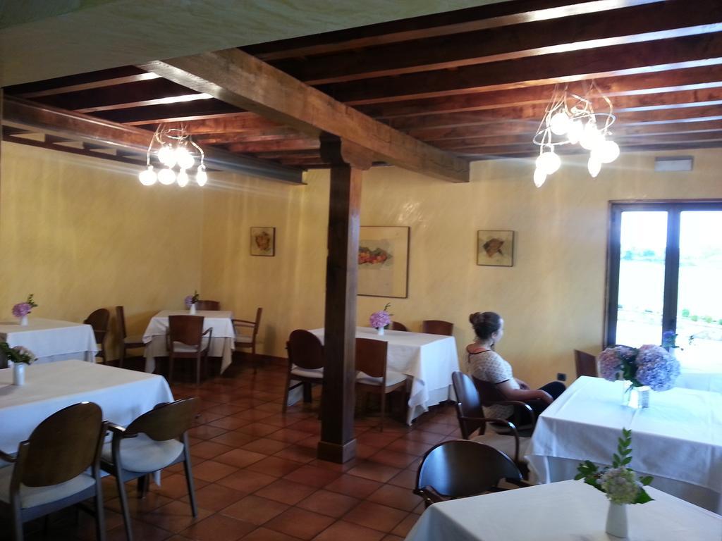 Hotel Don Silvio Colombres Eksteriør bilde