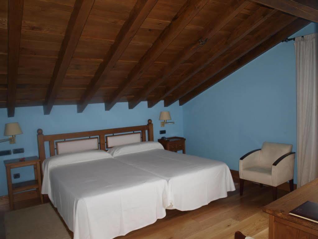 Hotel Don Silvio Colombres Eksteriør bilde